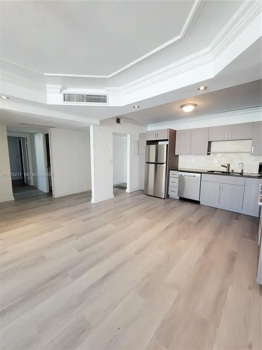 19380 Collins Ave # 1402, Sunny Isles Beach FL 33160 photo 3