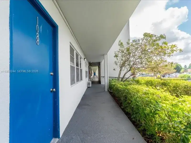 301 SW 135th Ave # 108C, Pembroke Pines FL 33027 photo 3