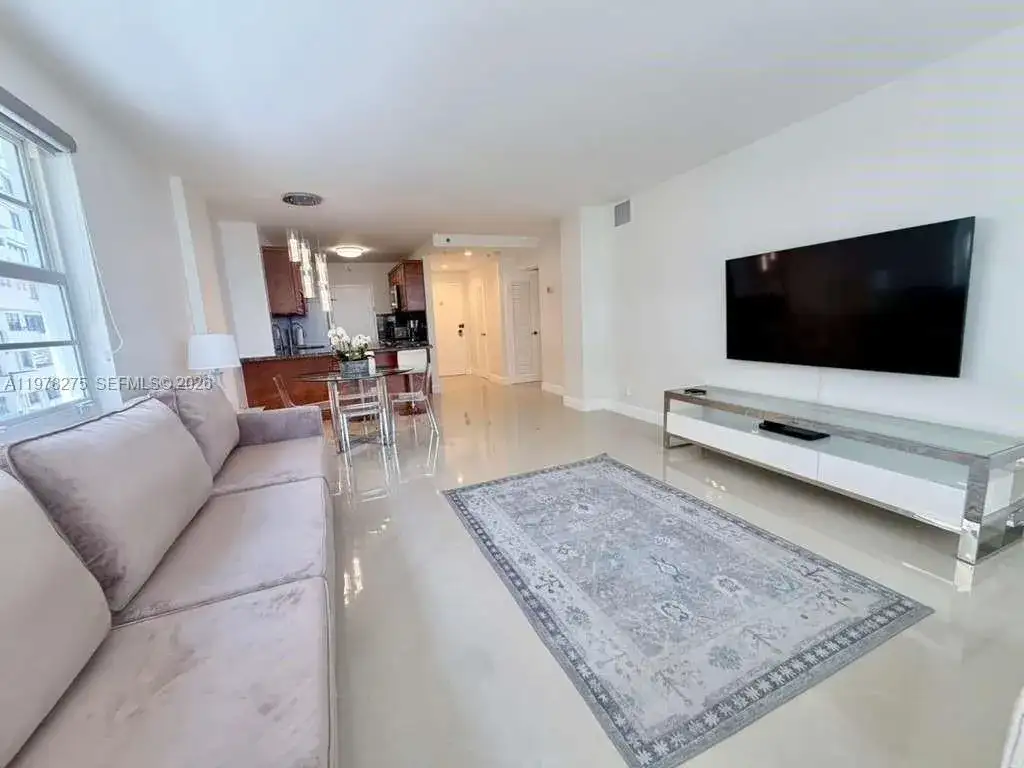100 Lincoln Rd # 521, Miami Beach FL 33139 photo 2