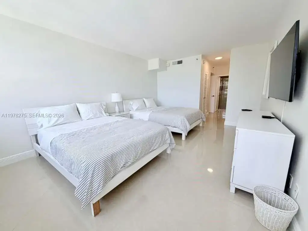 100 Lincoln Rd # 521, Miami Beach FL 33139 photo 5