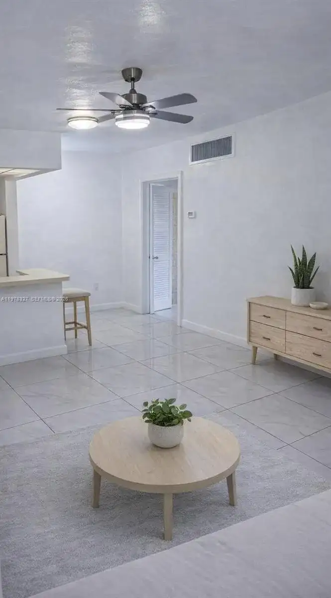 7505 SW 82nd St # 322, Miami FL 33143 photo 4