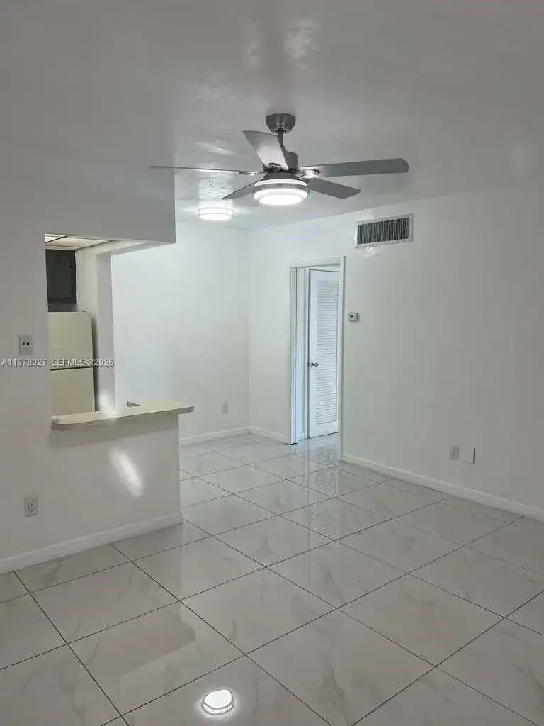 7505 SW 82nd St # 322, Miami FL 33143 photo 5