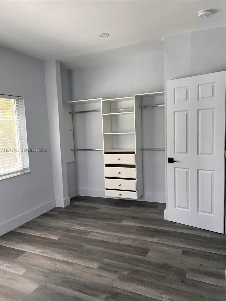 852 SW 13th Ave, Miami FL 33135 photo 4