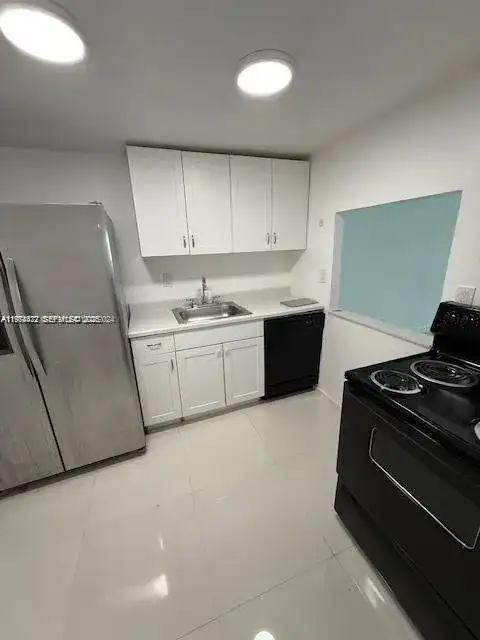 851 Three Islands Blvd # 116, Hallandale Beach FL 33009 photo 2