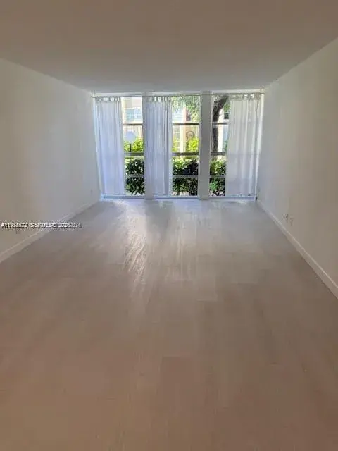 851 Three Islands Blvd # 116, Hallandale Beach FL 33009