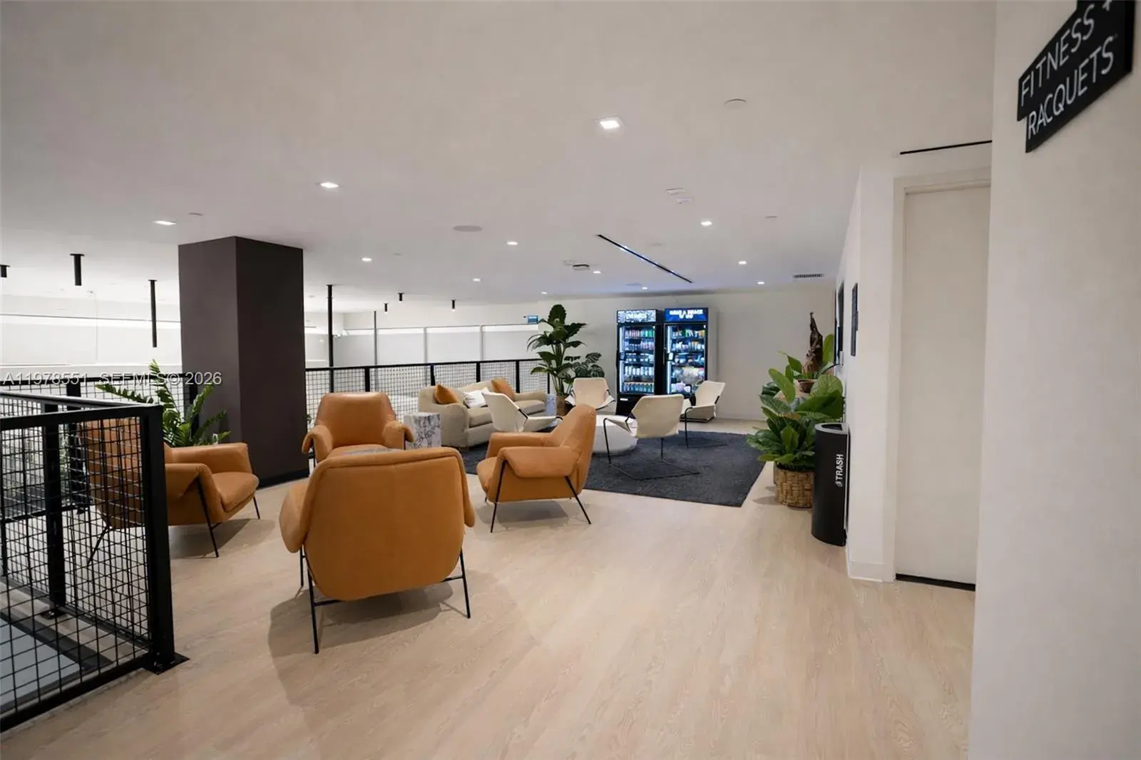 225 N Miami Ave # 3707, Miami FL 33128