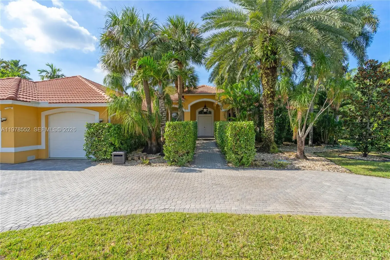 2161 SW 131st Ter, Davie FL 33325 photo 5