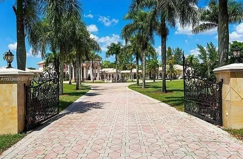 21579 Cartagena Dr, Boca Raton FL 33428 photo 4