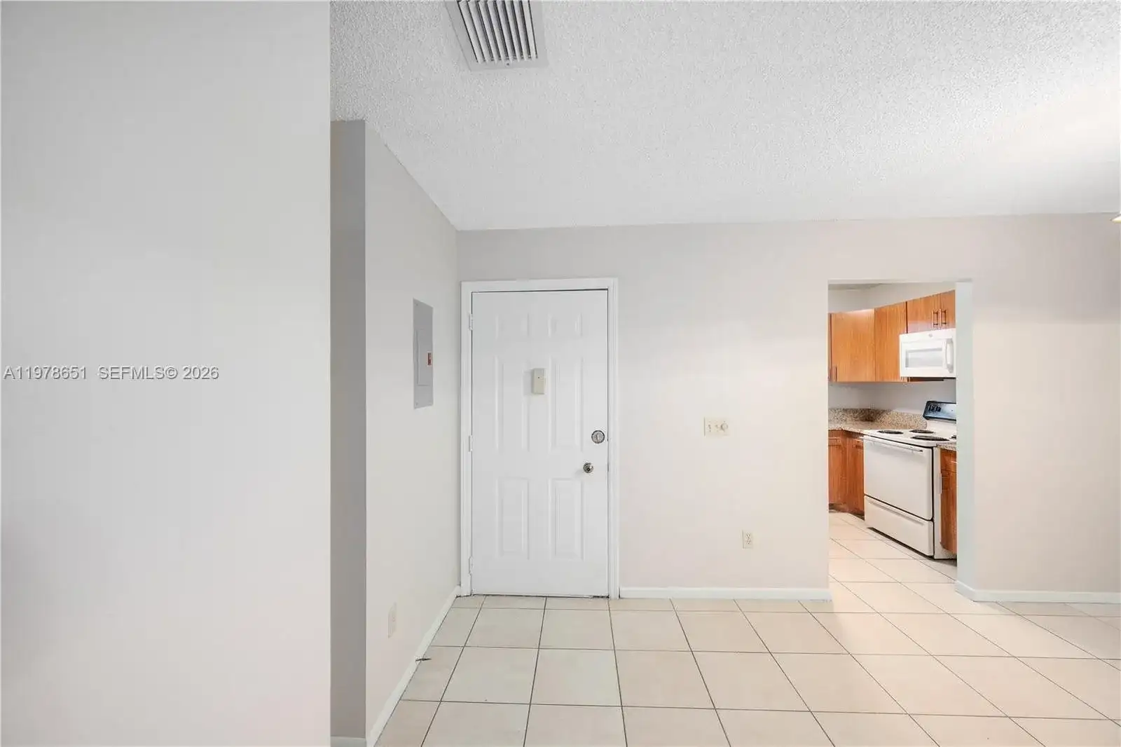 2683 Lakehaven Rd # 2683, West Palm Beach FL 33415 photo 2