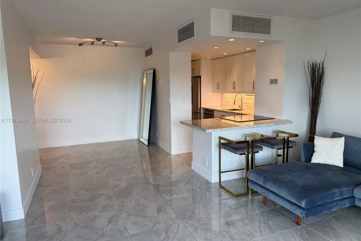 880 NE 69th St # 5Q, Miami FL 33138