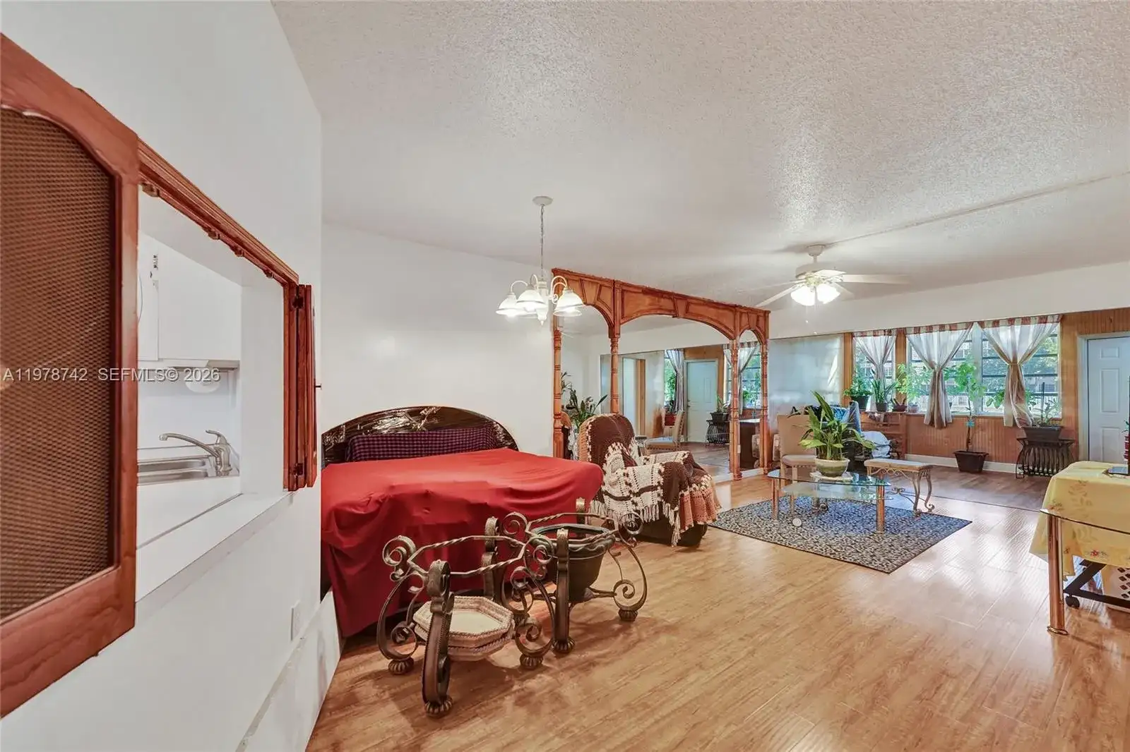 1750 NE 191st St, Miami FL 33179 photo 4