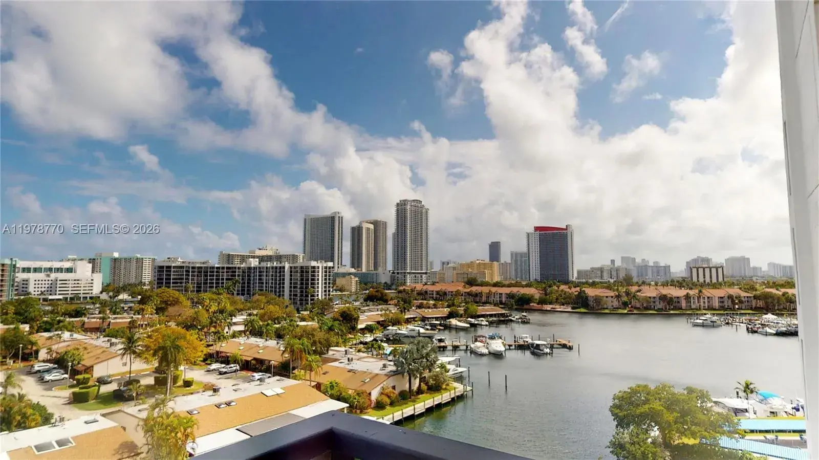 2500 PARKVIEW DR # 902, Hallandale Beach FL 33009