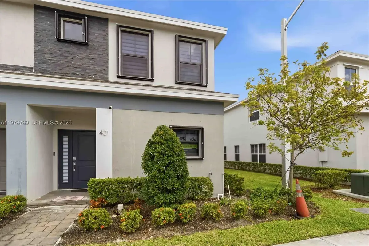 421 NE 1st Dr, Florida City FL 33034