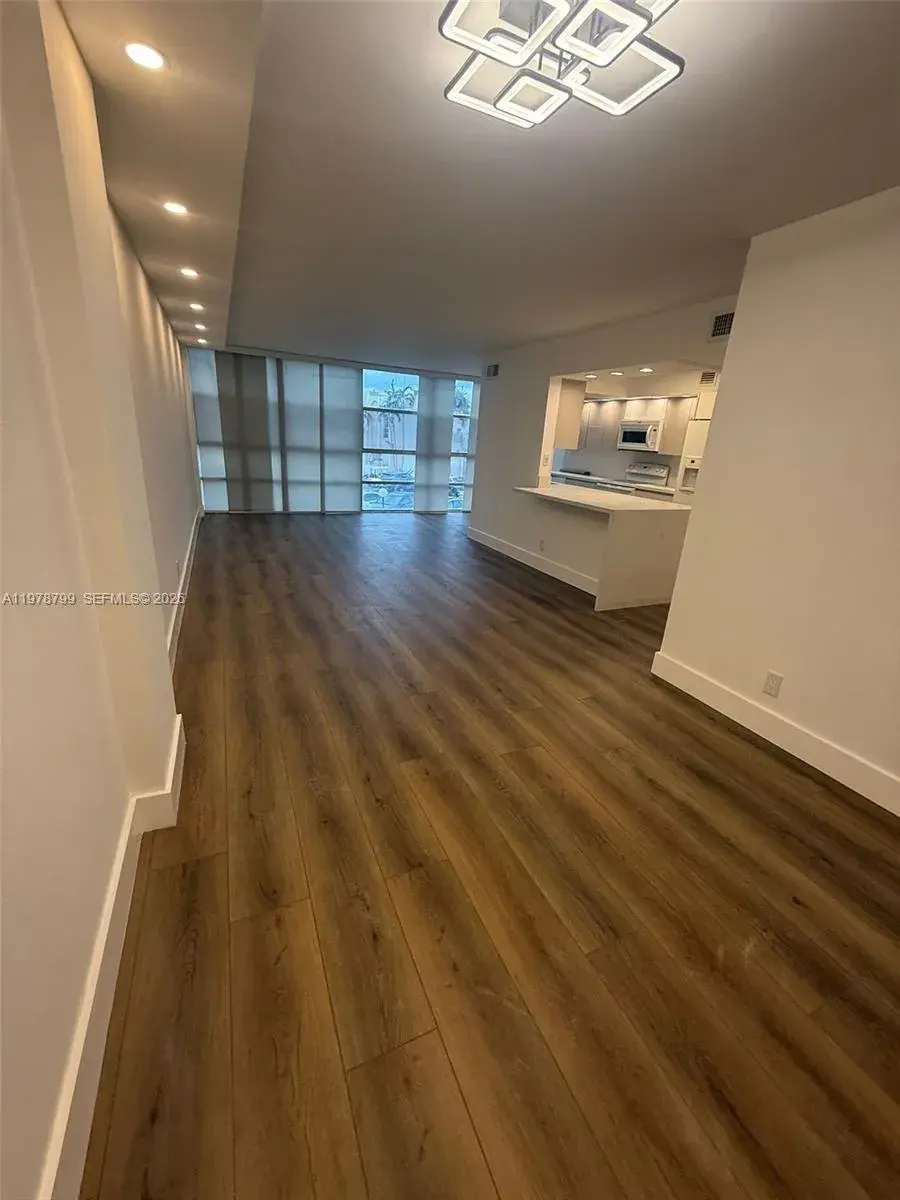 851 Three Islands Blvd # 209, Hallandale Beach FL 33009