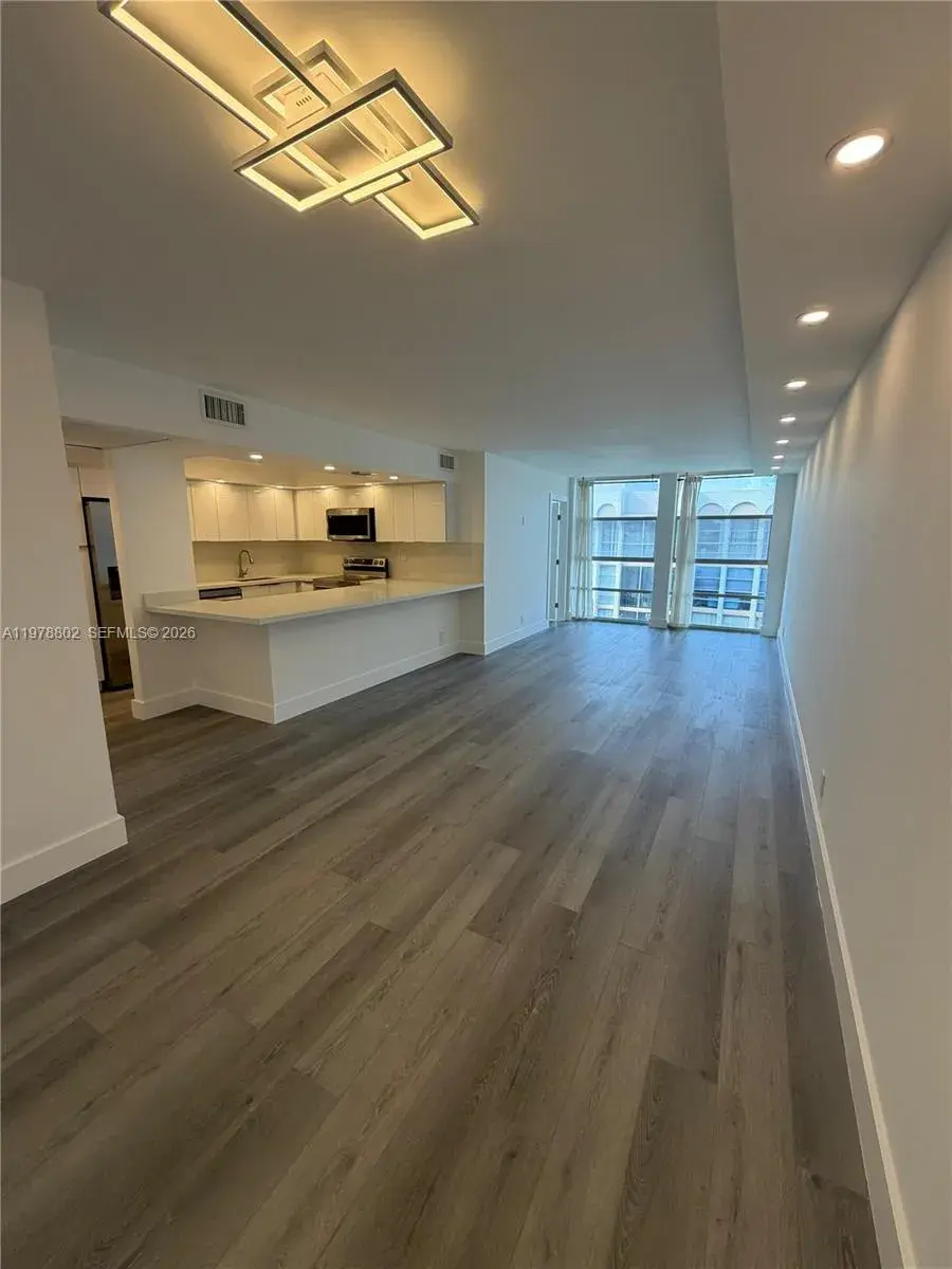 851 Three Islands Blvd # 512, Hallandale Beach FL 33009