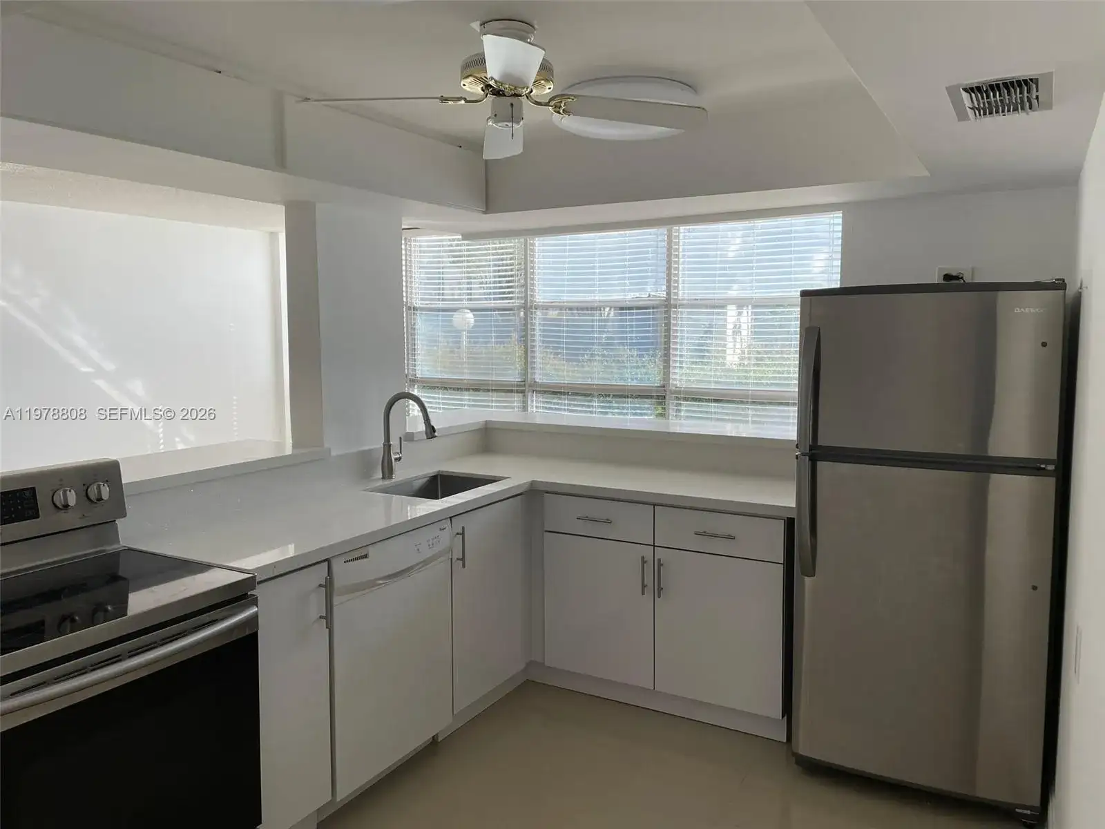 851 Three Islands Blvd # 109, Hallandale Beach FL 33009 photo 3