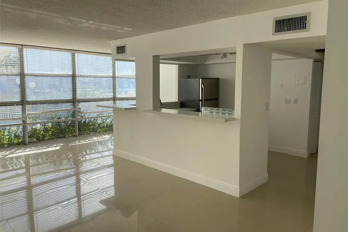 851 Three Islands Blvd # 109, Hallandale Beach FL 33009