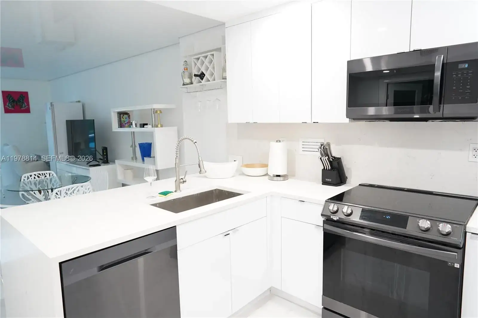 2301 Collins Ave # 529, Miami Beach FL 33139 photo 2