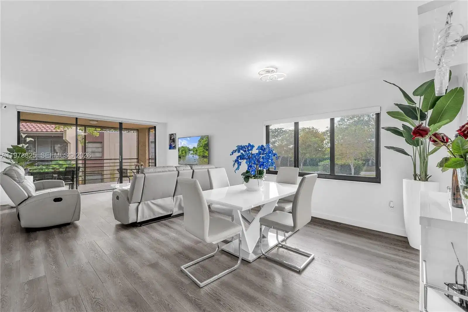 20841 San Simeon Way # 205, Miami FL 33179 photo 2