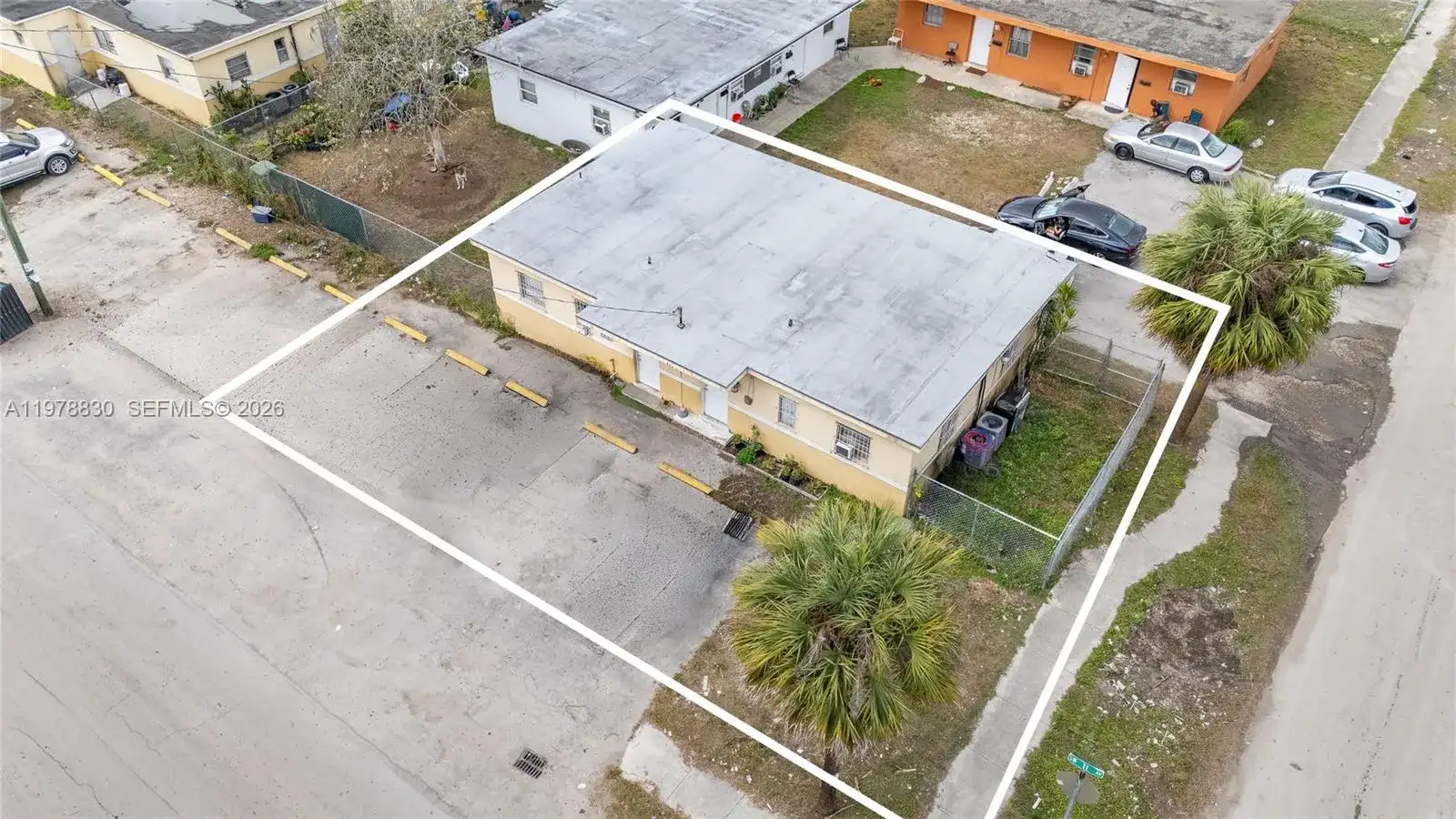 1101 SW 2nd St, Homestead FL 33030 photo 2
