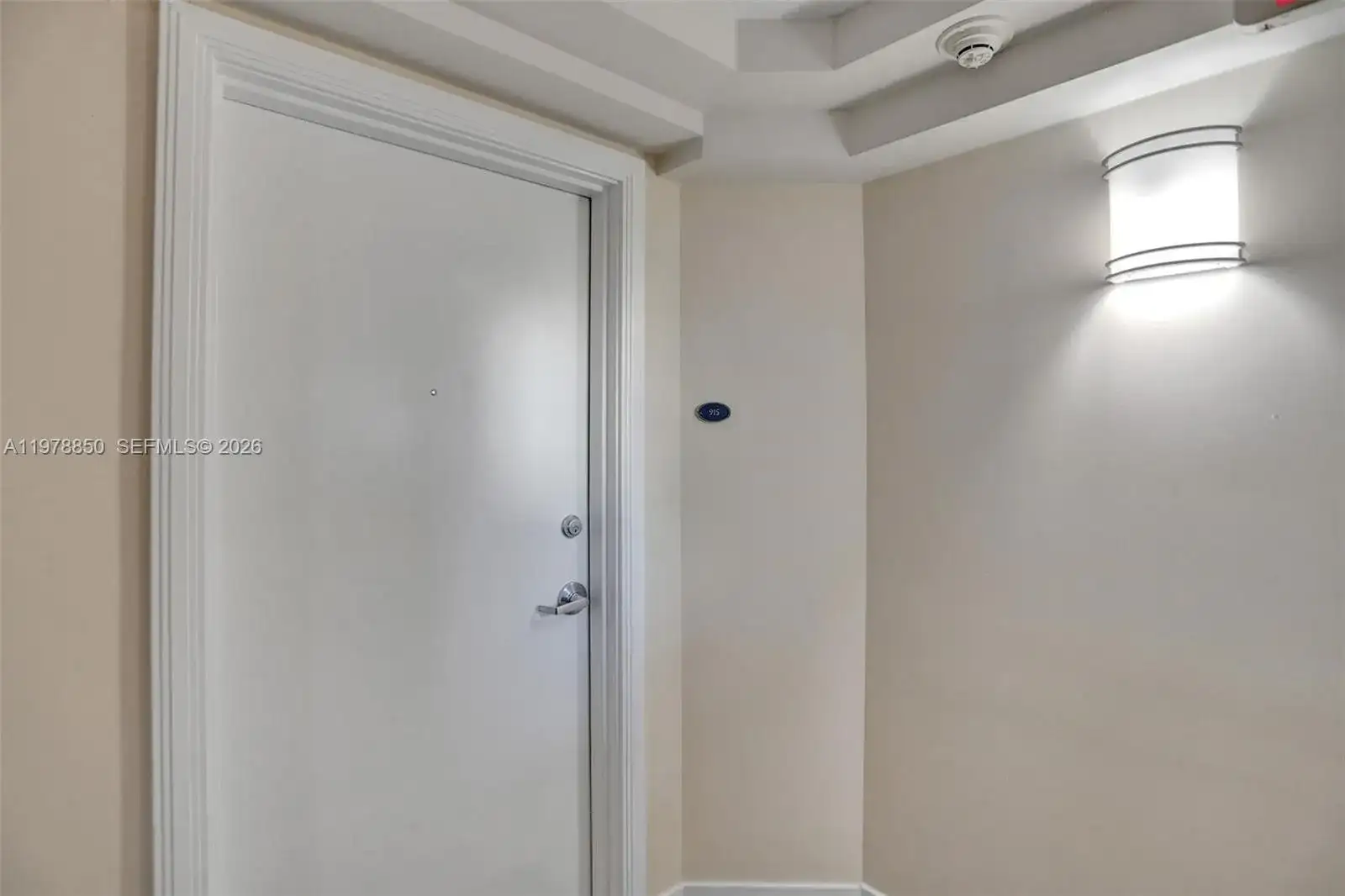 6917 Collins Ave # 915, Miami Beach FL 33141 photo 2