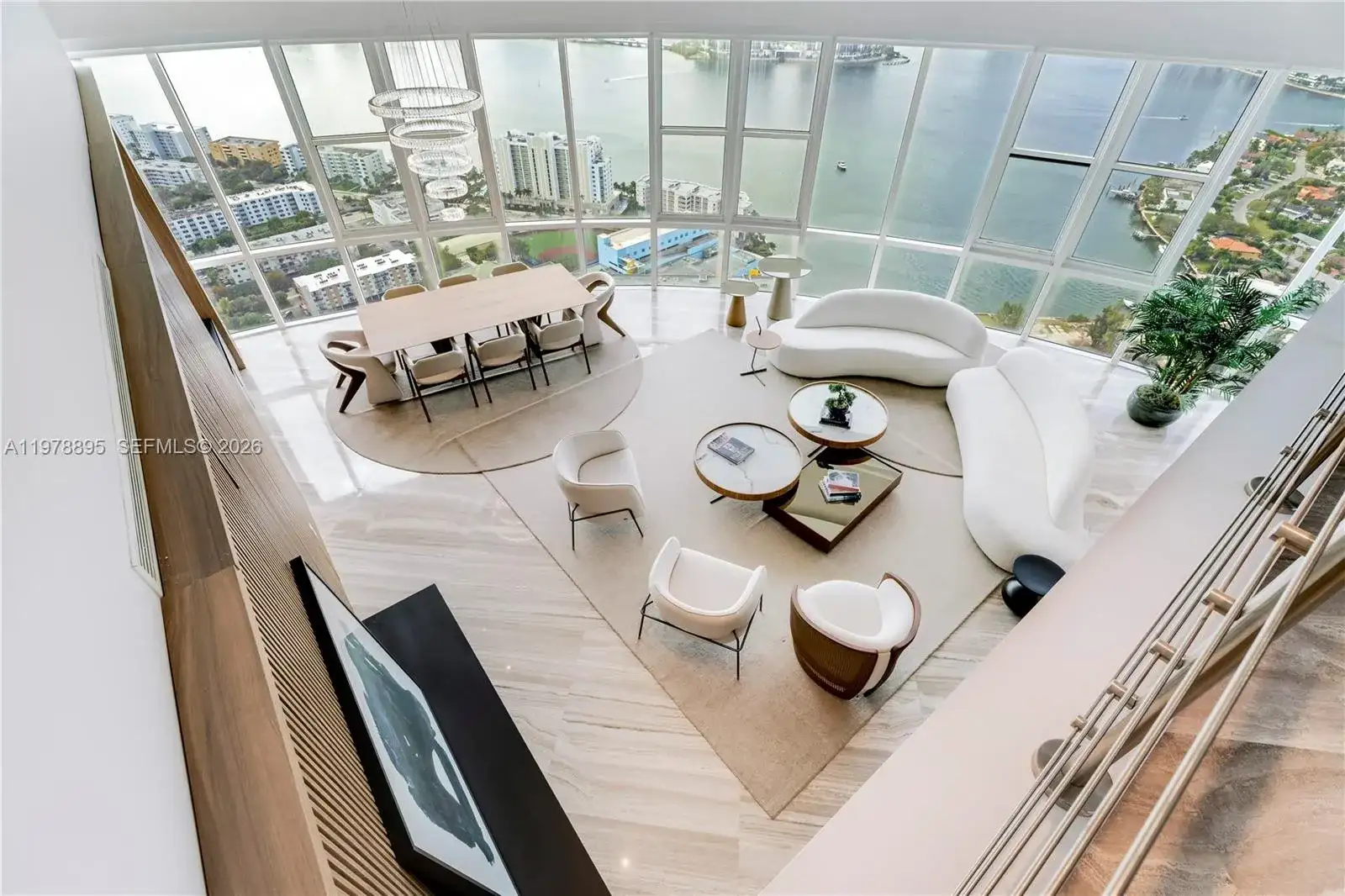 18201 E Collins Ave, Sunny Isles Beach FL 33160 photo 3