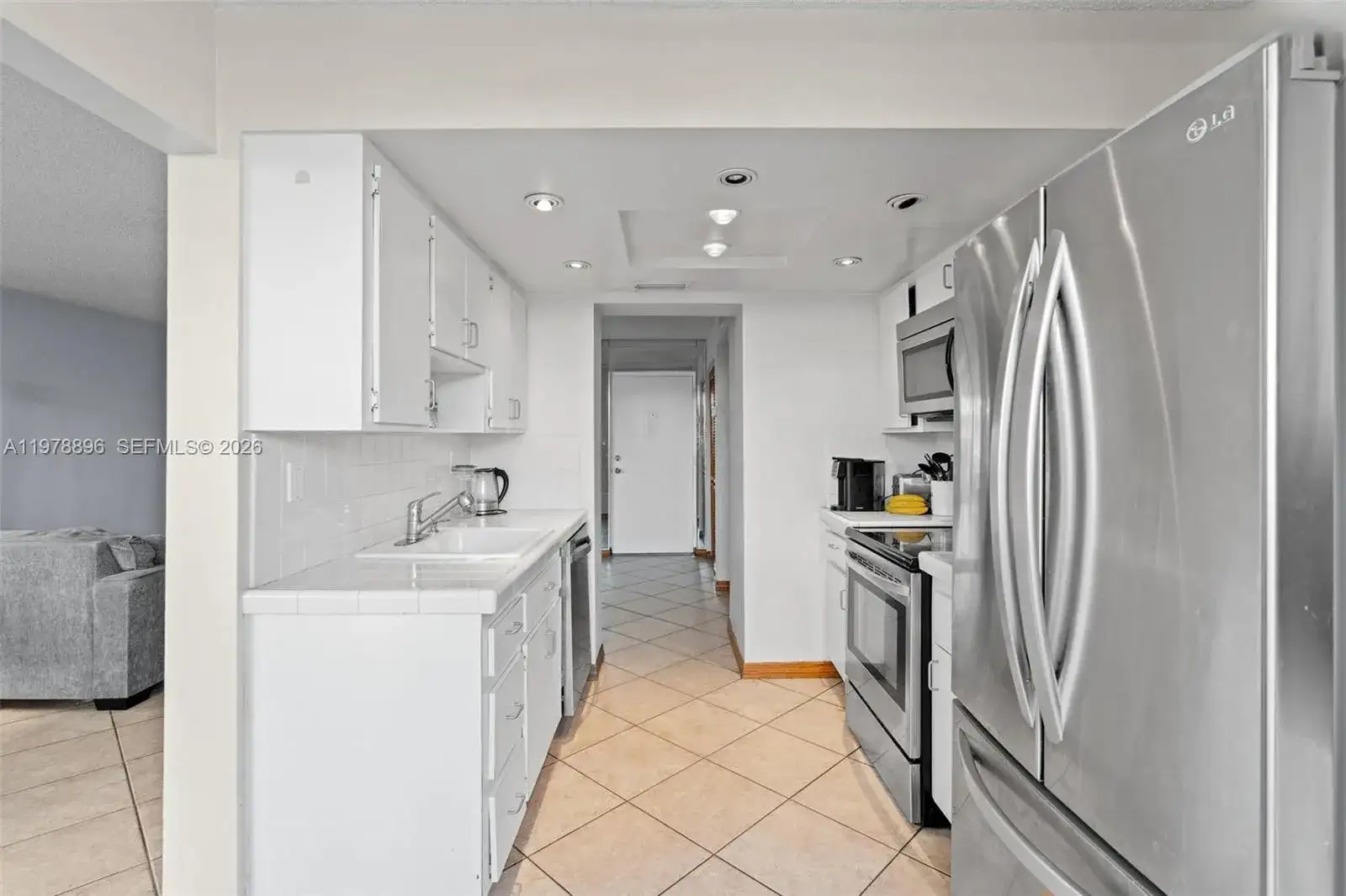 7300 Wayne Ave # 217, Miami Beach FL 33141 photo 4