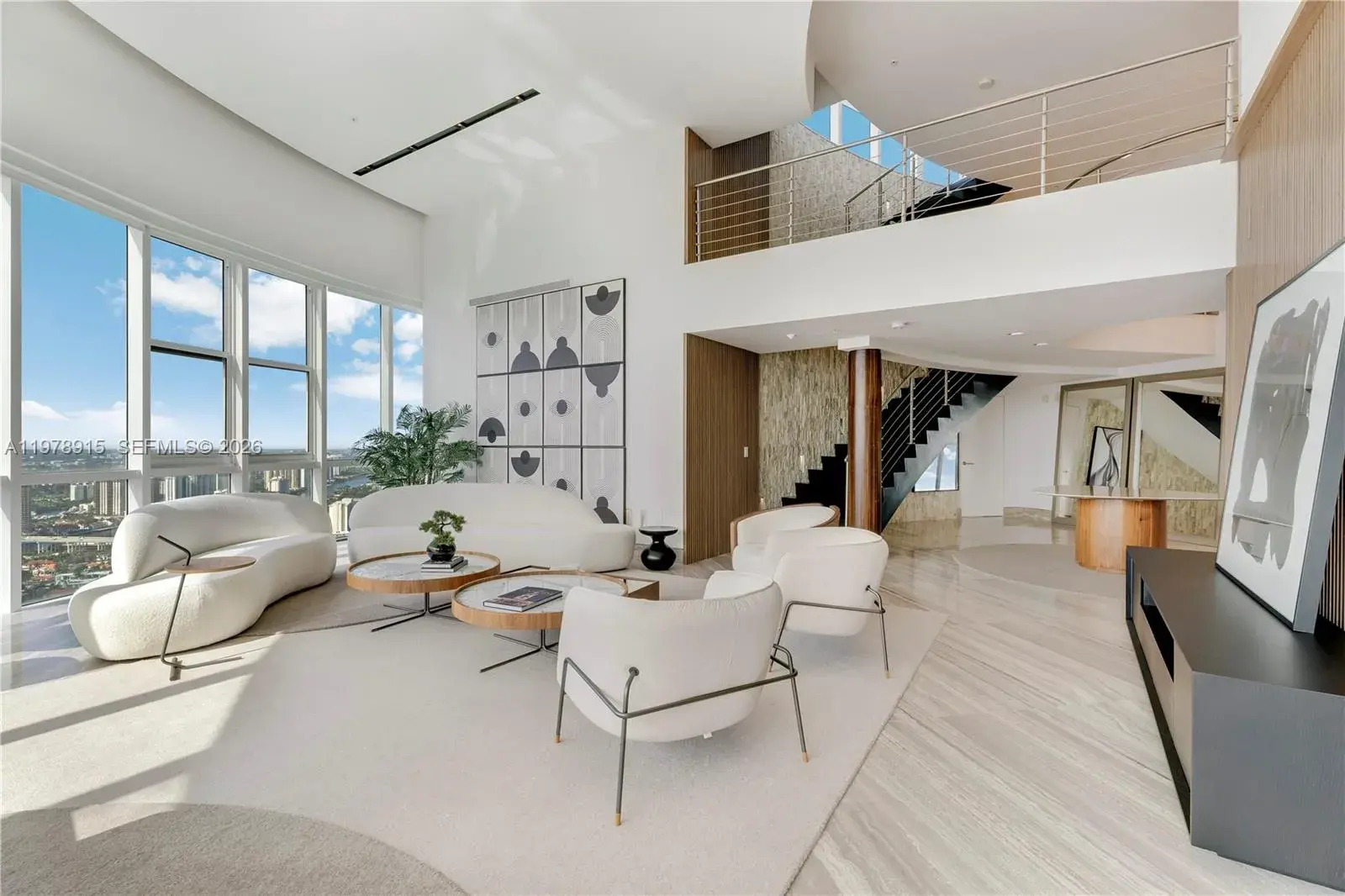 18201 E Collins Ave, Sunny Isles Beach FL 33160