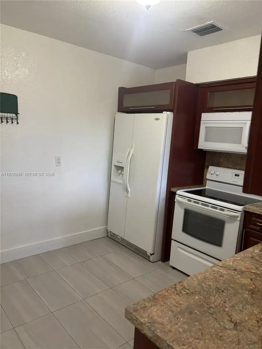 1170 NW 90th St # 1170, Miami FL 33150 photo 3