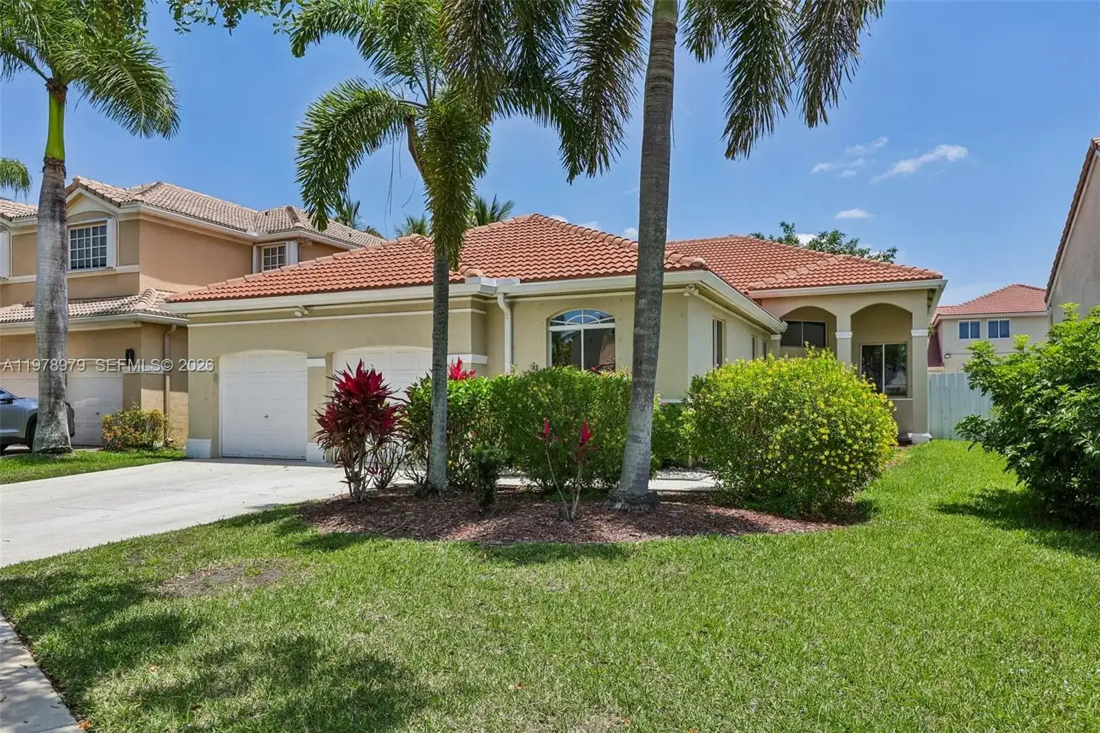 1290 Camellia Ln, Weston FL 33326 photo 4