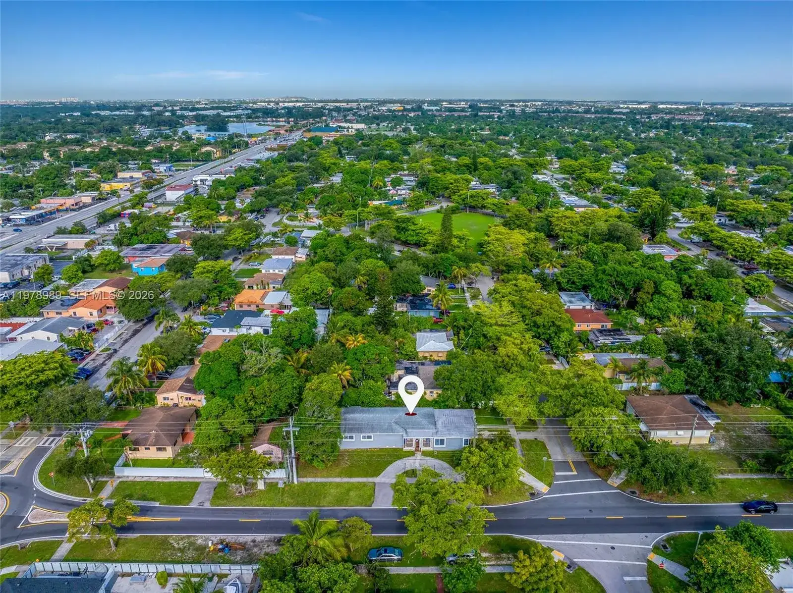 12090 NW 12th Ave, North Miami FL 33168 photo 4