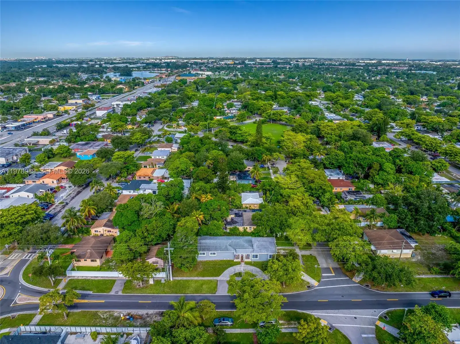 12090 NW 12th Ave, North Miami FL 33168 photo 5