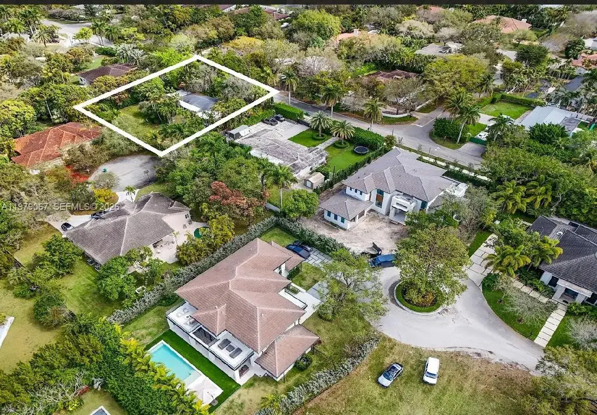 9330 SW 72nd Ave, Pinecrest FL 33156 photo 3