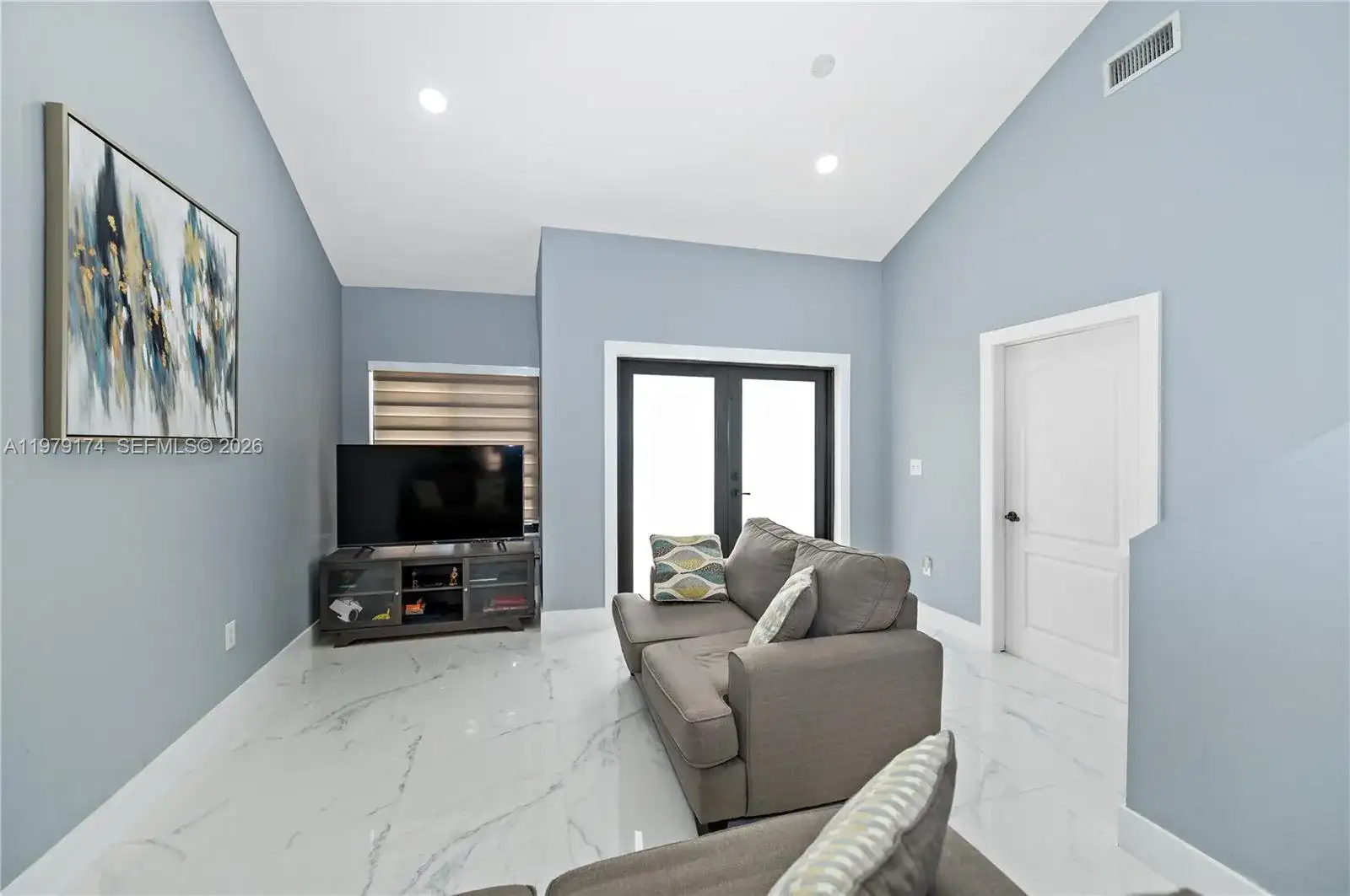 9046 NW 121st Ter # 90, Hialeah Gardens FL 33018 photo 4