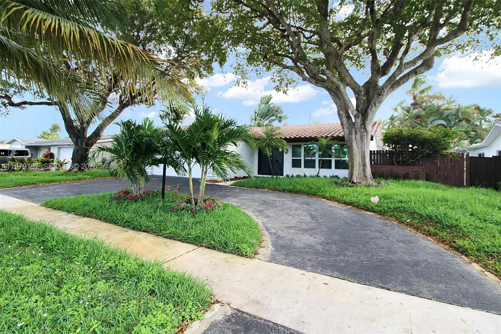 5300 Adams St, Hollywood FL 33021