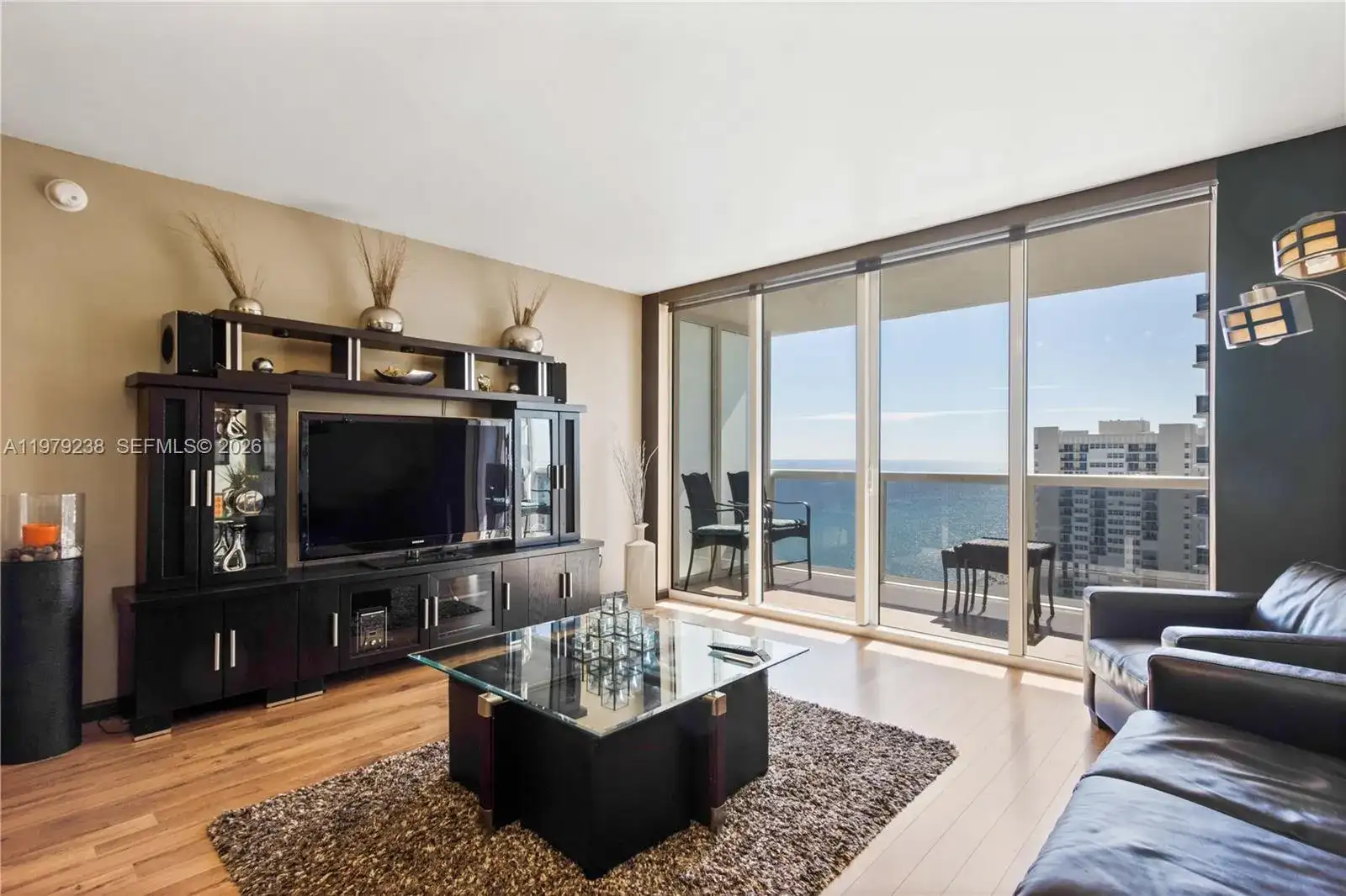 1830 S Ocean Dr # 2105, Hallandale Beach FL 33009 photo 2