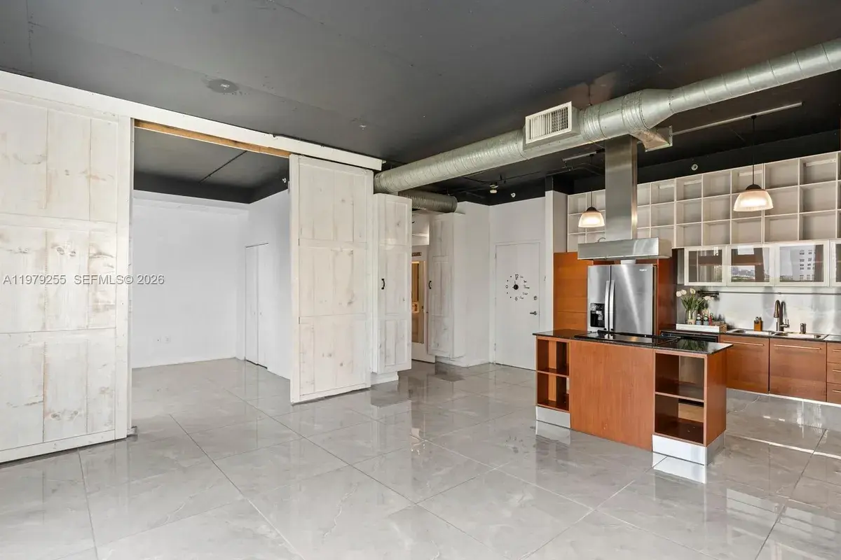 10 SW South River Dr # 715, Miami FL 33130