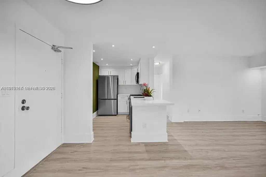 2201 Brickell Ave # 80, Miami FL 33129 photo 2