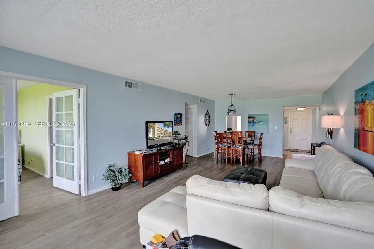 2651 S Course Dr # 203, Pompano Beach FL 33069 photo 5