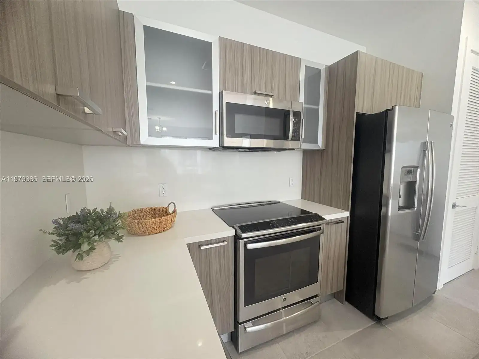 1045 NE 18th Ave # 304, Fort Lauderdale FL 33304 photo 4