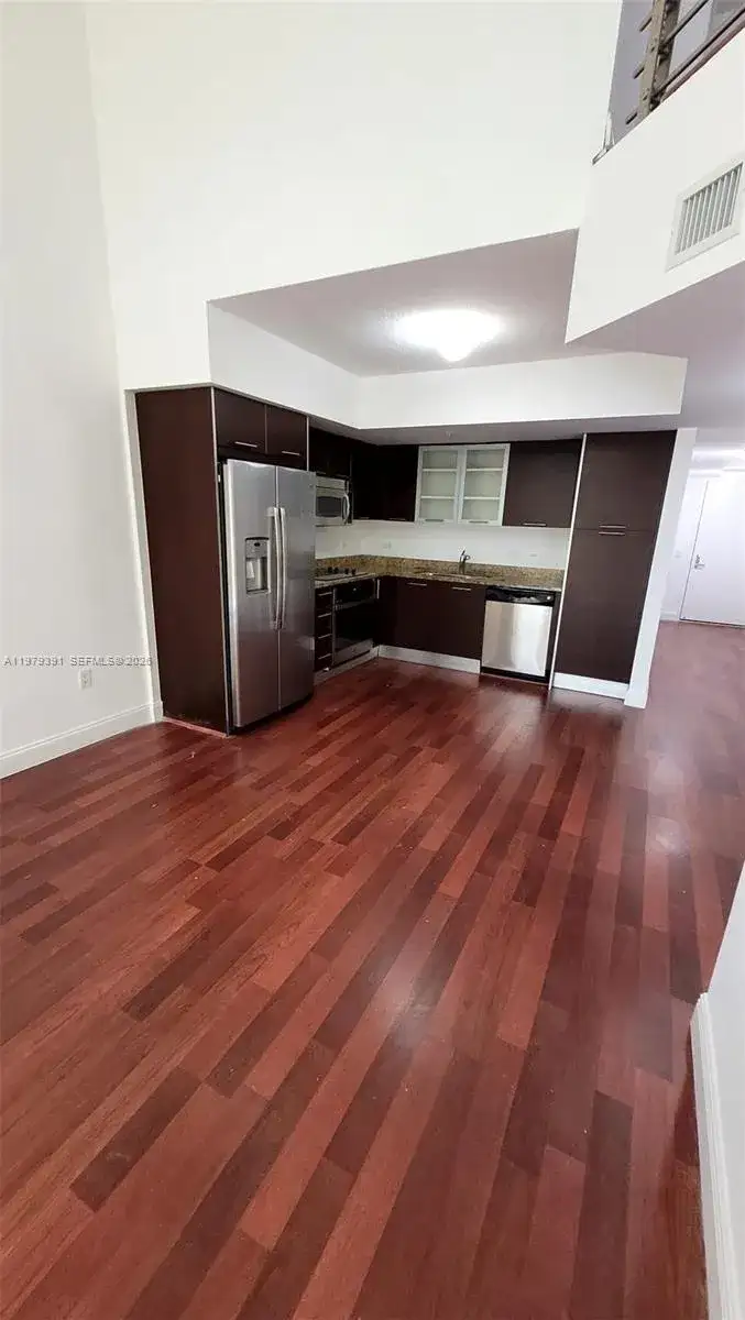 41 SE 5th St # 709, Miami FL 33131 photo 2