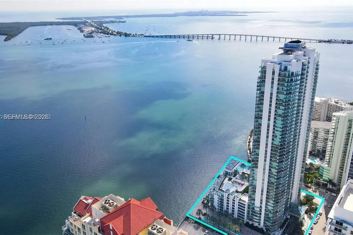 1331 Brickell Bay Dr # 903, Miami FL 33131