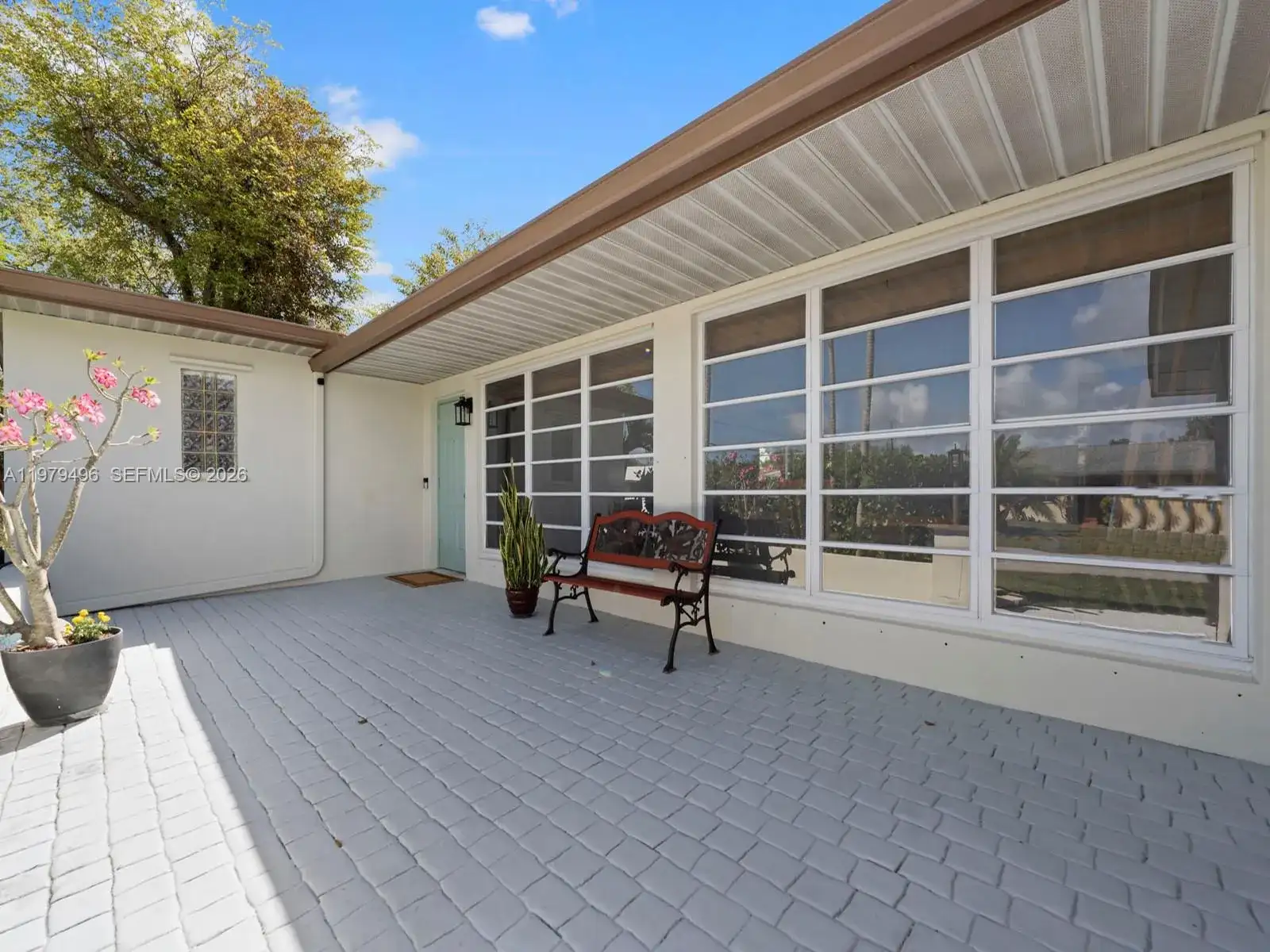 8620 SW 185th Ter, Cutler Bay FL 33157 photo 4