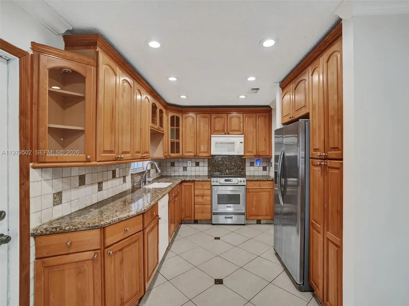 3745 Piccadilly St # 114, Hollywood FL 33021