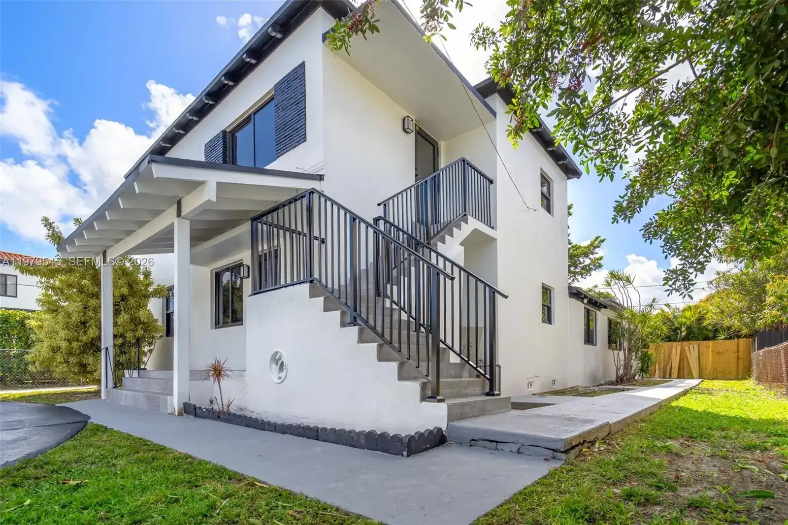 130 SW 31st Ct # 3, Miami FL 33135 photo 2