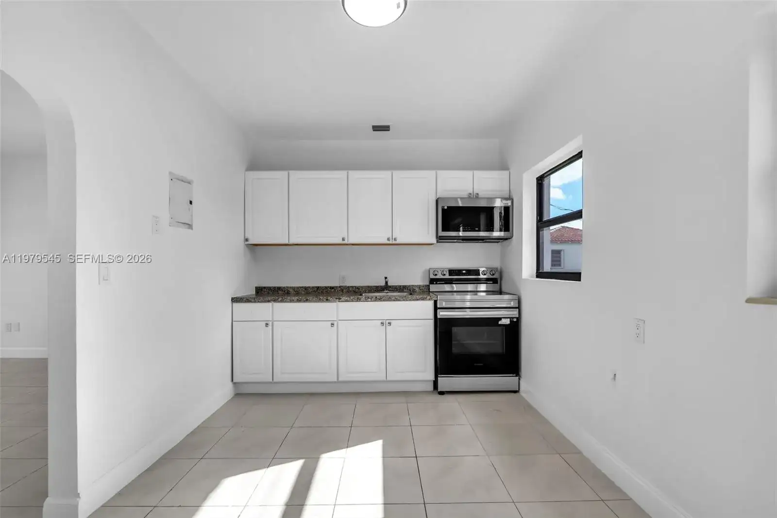130 SW 31st Ct # 3, Miami FL 33135 photo 4
