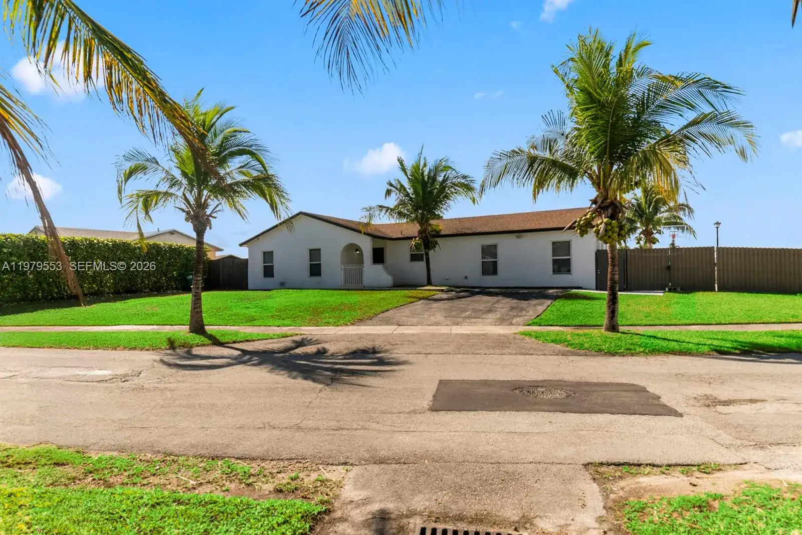 13000 SW 260th Ter, Homestead FL 33032 photo 2