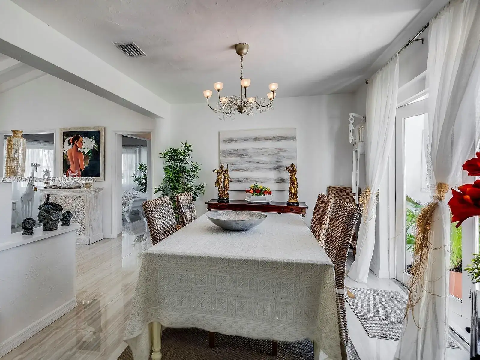 6910 Rue Notre Dame # 0, Miami Beach FL 33141 photo 4