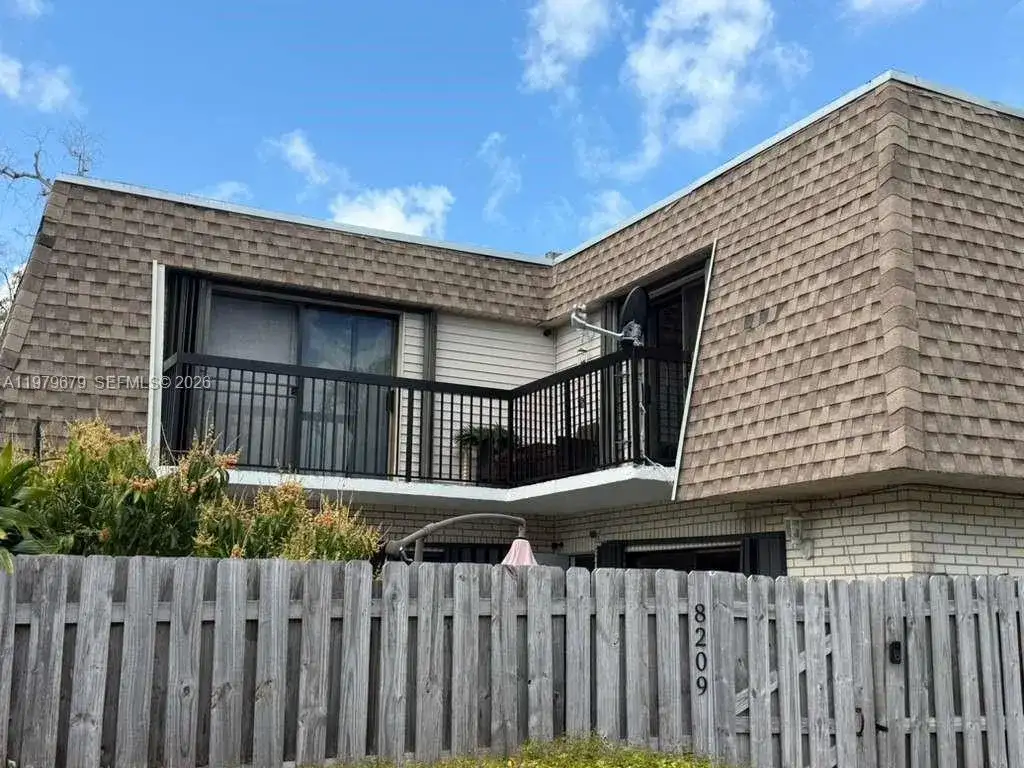 8209 SW 23rd Ct # 17C, North Lauderdale FL 33068 photo 3