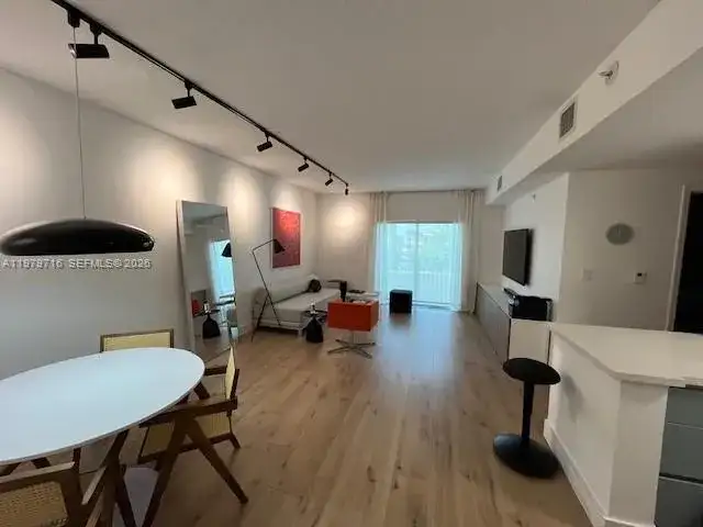 50 Menores Ave # 408, Coral Gables FL 33134 photo 2
